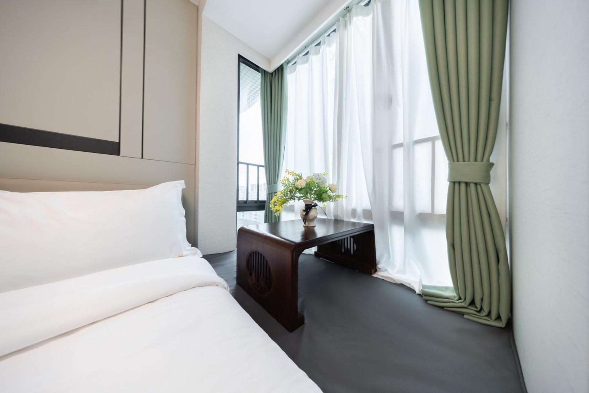 Yun Jin City View Hotel - Guangzhou Taikoo Hui Zhujiang New Town Tianhe Sports Center Bilik gambar